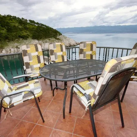 Holiday home Bernardica - On Cliffs Above Sea Vrbnik (Primorje-Gorski Kotar)