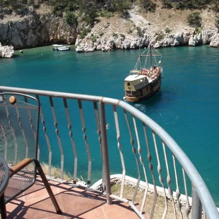 House Bernardica * Vrbnik
